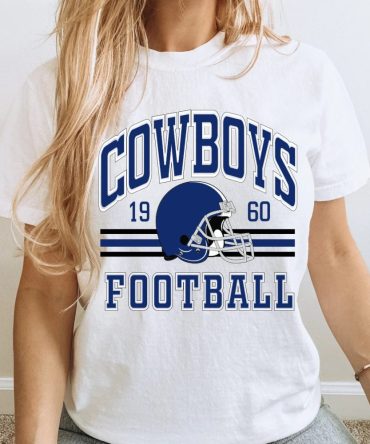 Comfort Colors Football Shirt, Vintage Cowboys Football Shirt, Shirt Retro Style 90S Vintage Unisex Shirt, Graphic Tee Gift For Football Fan